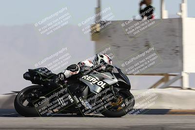 media/Dec-01-2025-Moto Forza (Mon) [[2daa91e15f]]/2-Intermediate Group/Session 2 Turn 9 Entry/